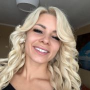 angela_p
