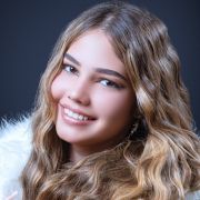 Yanela